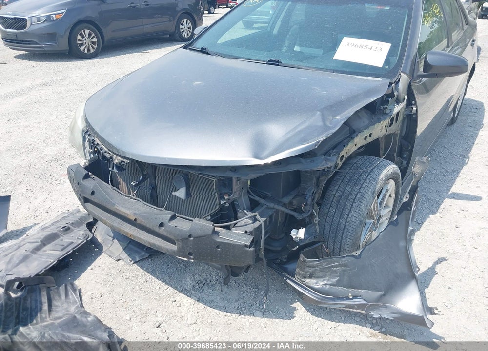 2013 TOYOTA CAMRY SE VIN: 4T1BF1FK7DU260427