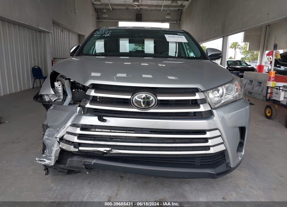 2019 TOYOTA HIGHLANDER LE VIN: 5TDZARFH5KS047109