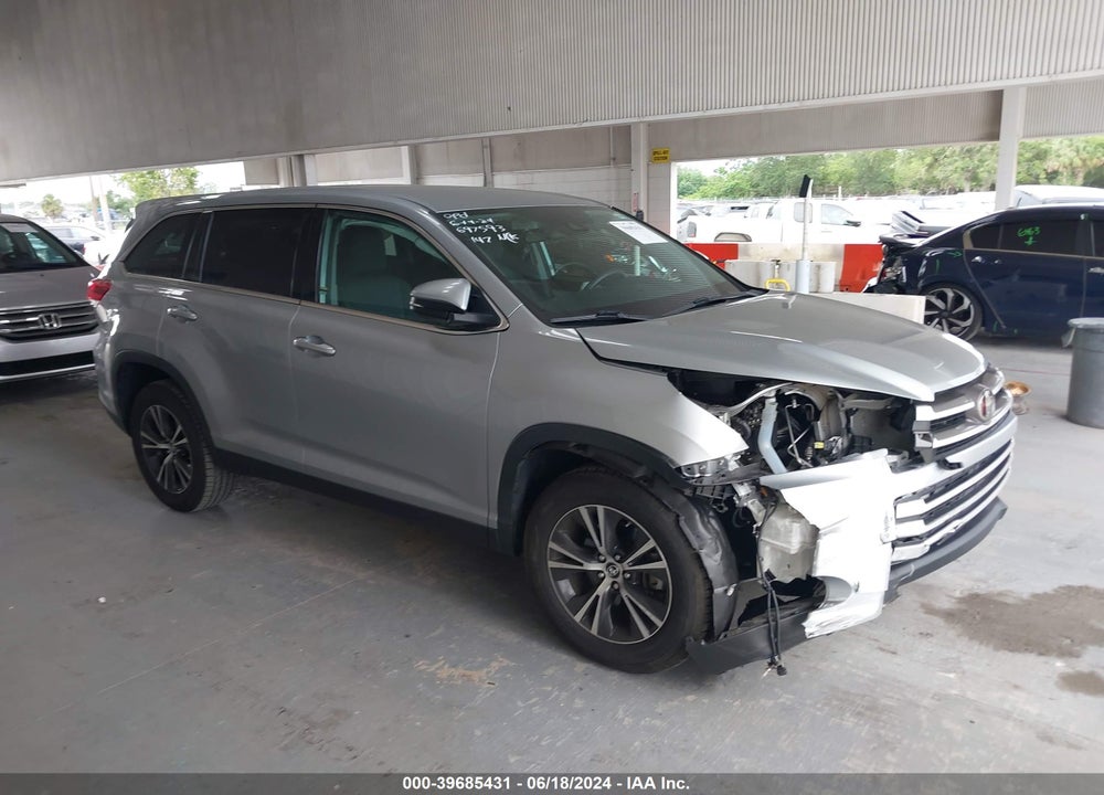 2019 TOYOTA HIGHLANDER LE VIN: 5TDZARFH5KS047109