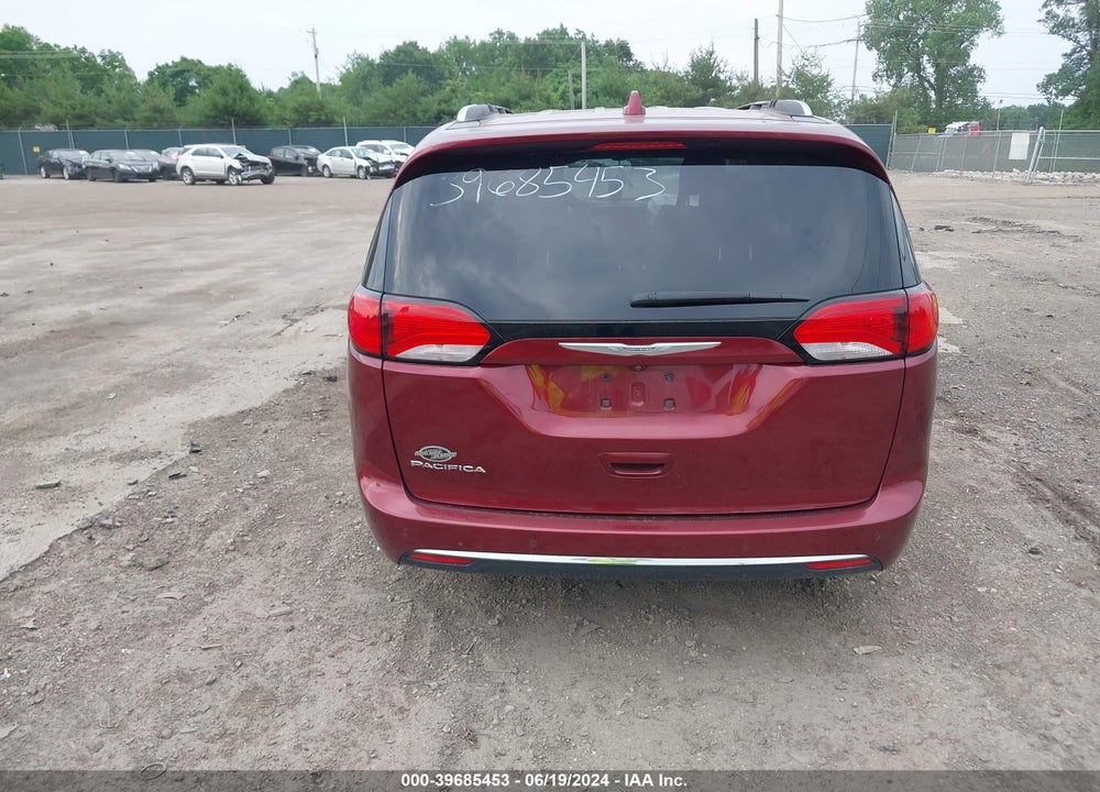 2017 CHRYSLER PACIFICA TOURING L PLUS VIN: 2C4RC1EG4HR840231
