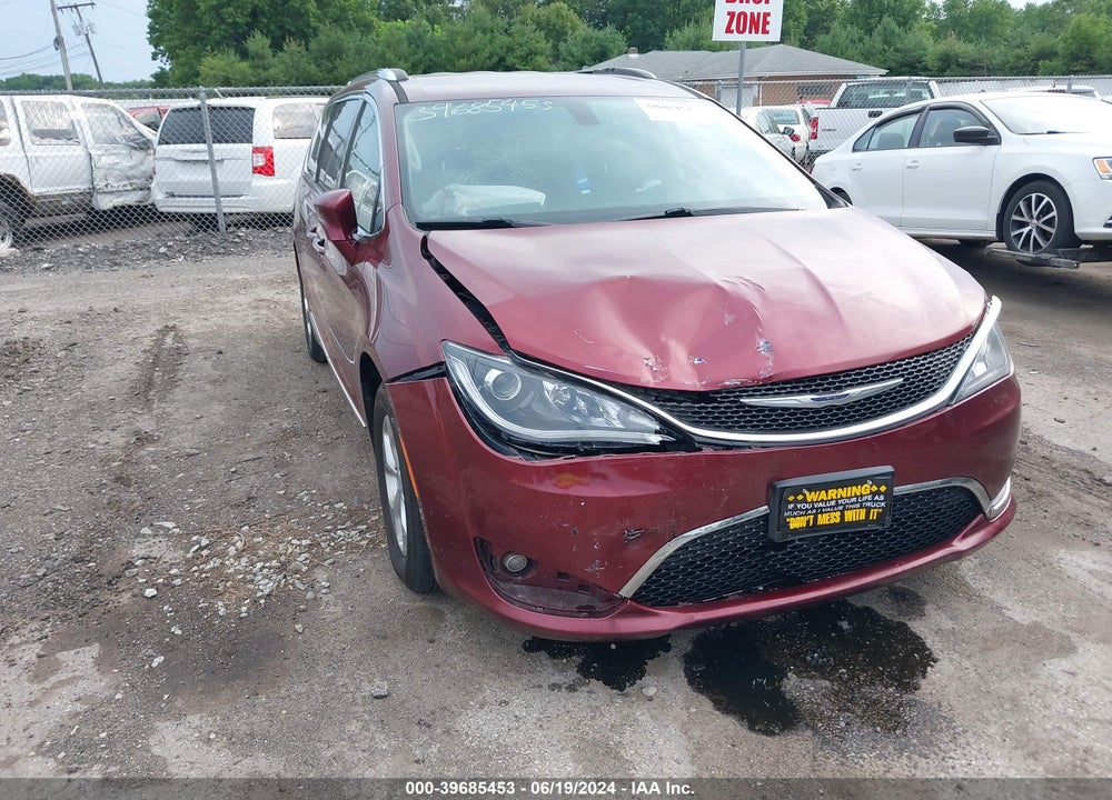 2017 CHRYSLER PACIFICA TOURING L PLUS VIN: 2C4RC1EG4HR840231