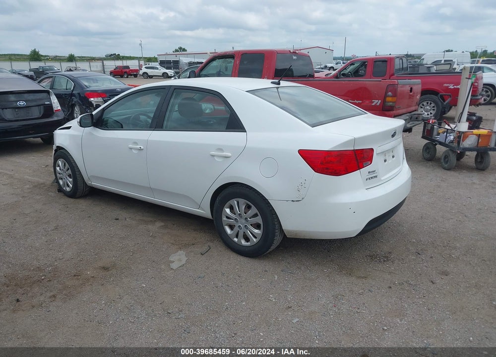 2013 KIA FORTE EX VIN: KNAFU4A24D5645973