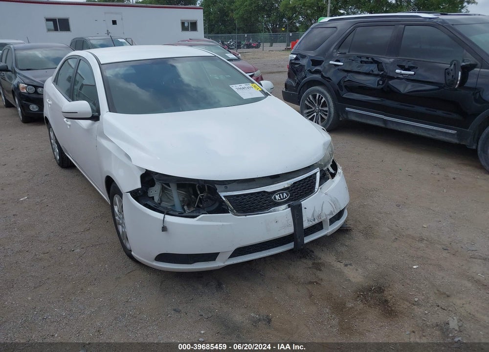 2013 KIA FORTE EX VIN: KNAFU4A24D5645973