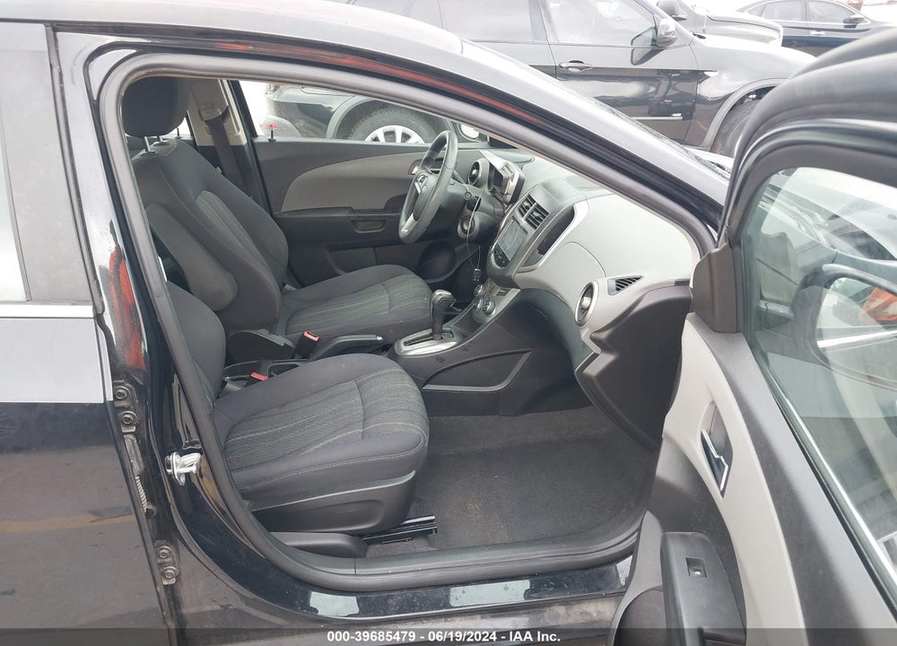 2015 CHEVROLET SONIC LT AUTO VIN: 1G1JC5SHXF4137887