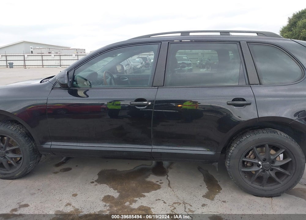 2005 PORSCHE CAYENNE S VIN: WP1AB29P15LA62957