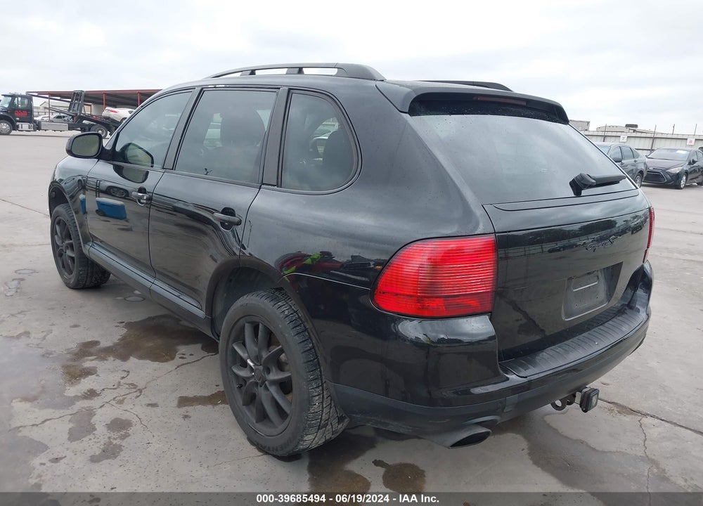 2005 PORSCHE CAYENNE S VIN: WP1AB29P15LA62957