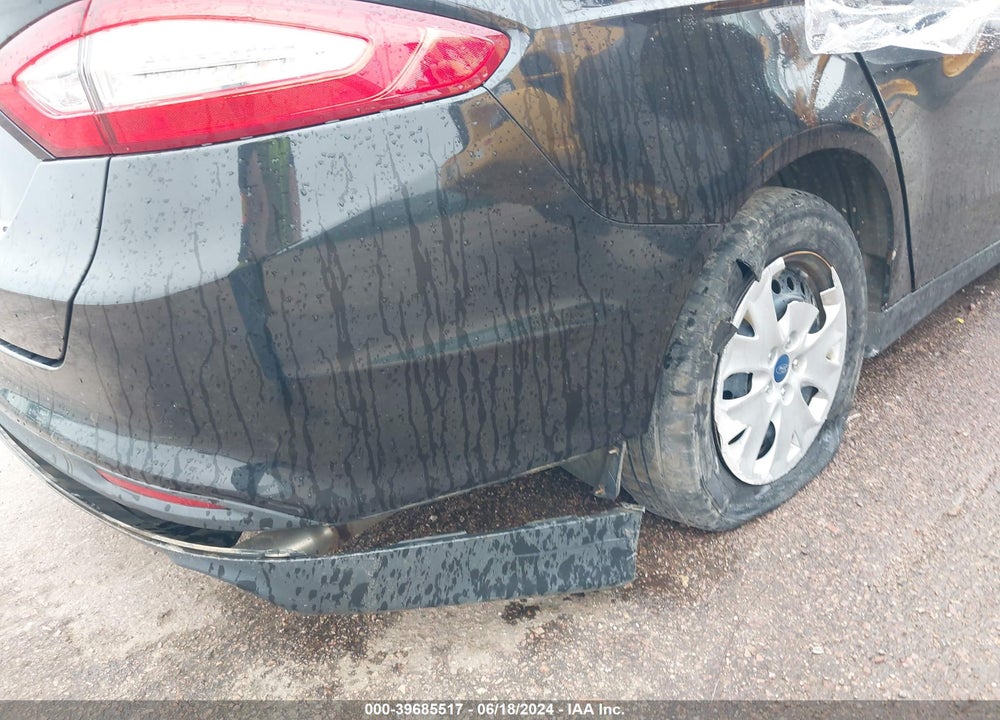 2013 FORD FUSION S VIN: 3FA6P0G71DR192405