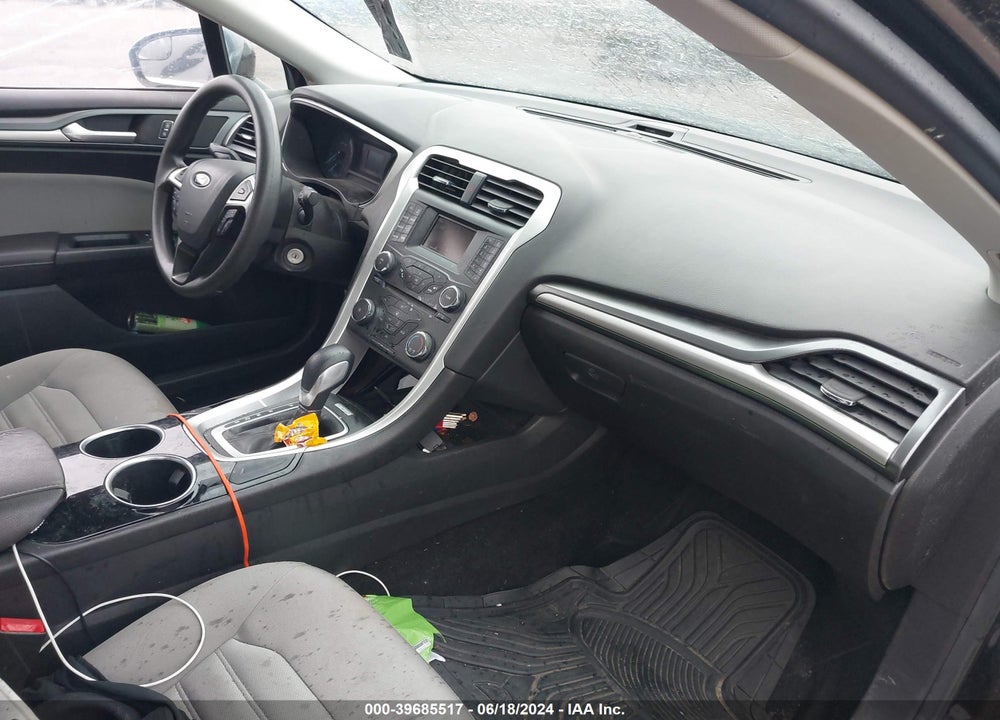 2013 FORD FUSION S VIN: 3FA6P0G71DR192405