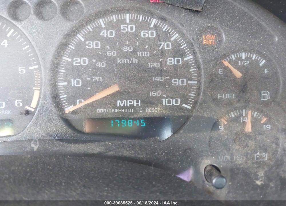 2003 CHEVROLET S-10 LS VIN: 1GCDT19X938191941