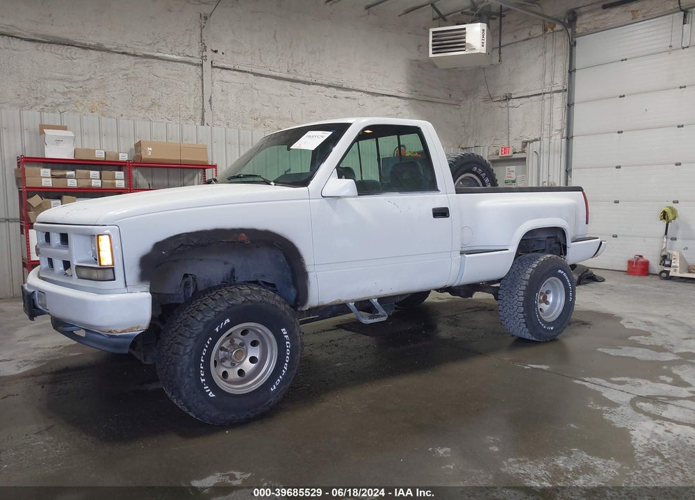 1993 CHEVROLET GMT-400 K1500 VIN: 1GCEK14K6PZ258109