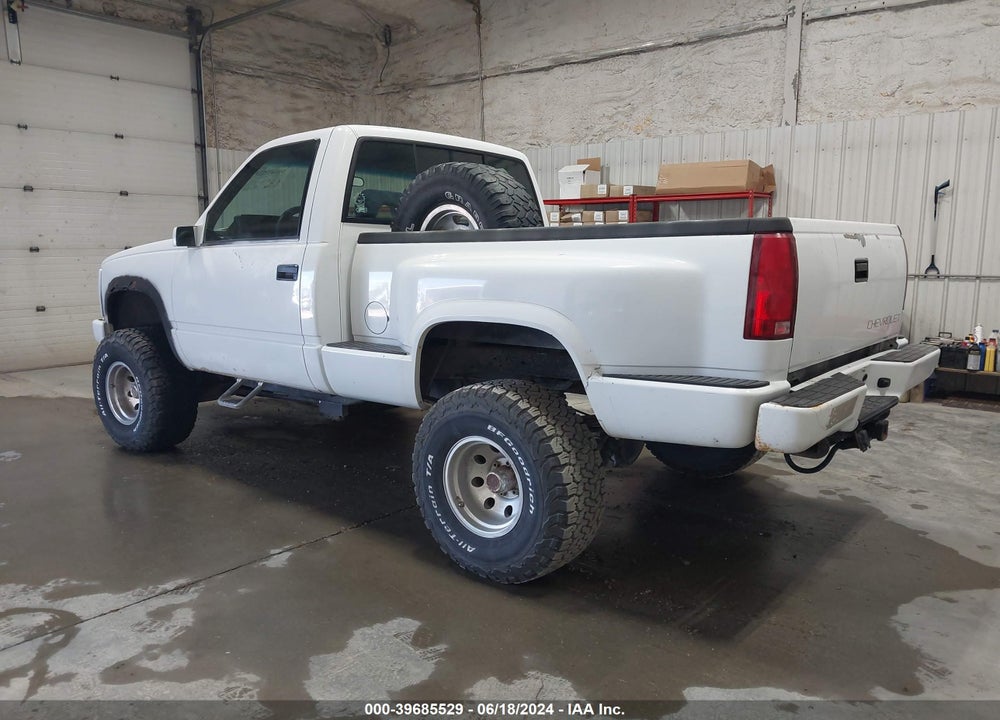 1993 CHEVROLET GMT-400 K1500 VIN: 1GCEK14K6PZ258109