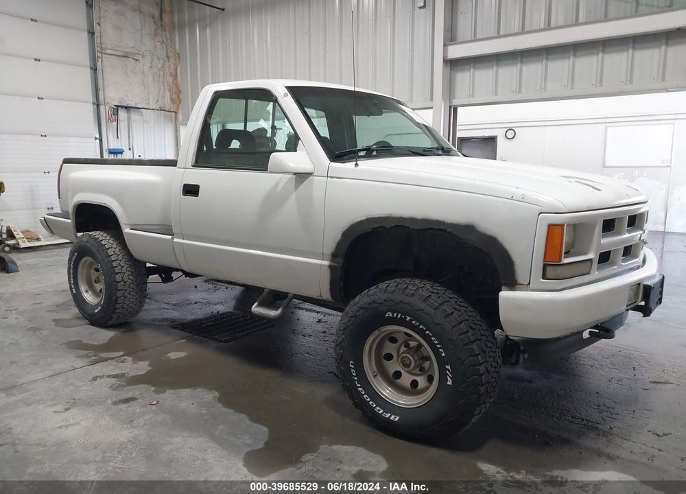 1993 CHEVROLET GMT-400 K1500 VIN: 1GCEK14K6PZ258109