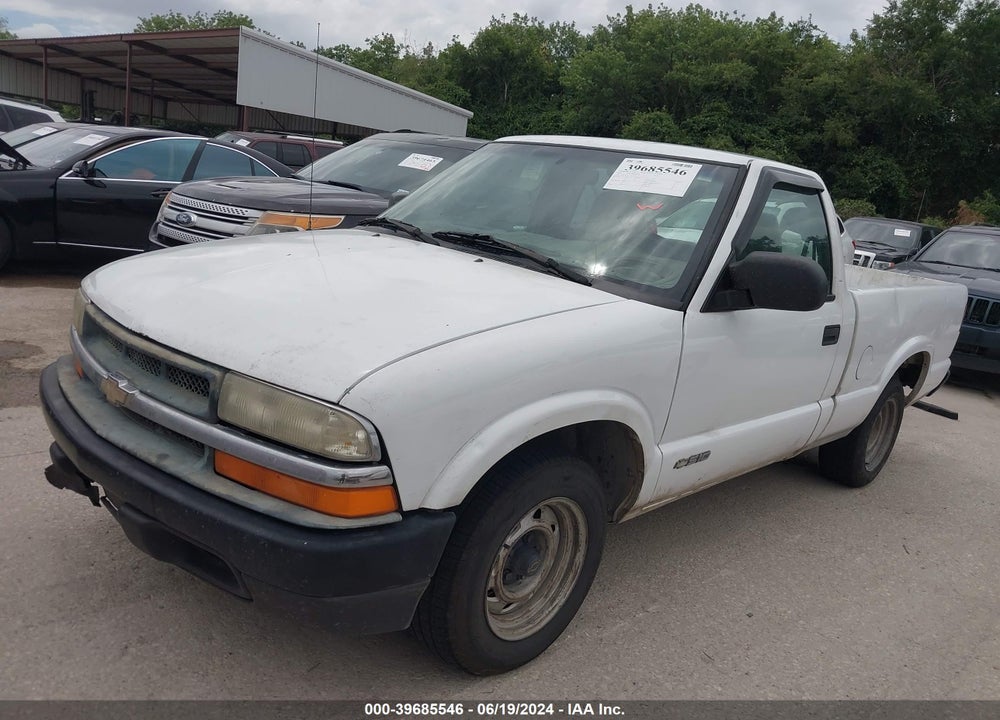 2001 CHEVROLET S-10 VIN: 1GCCS145318216172