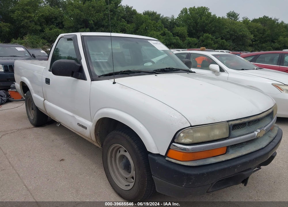 2001 CHEVROLET S-10 VIN: 1GCCS145318216172