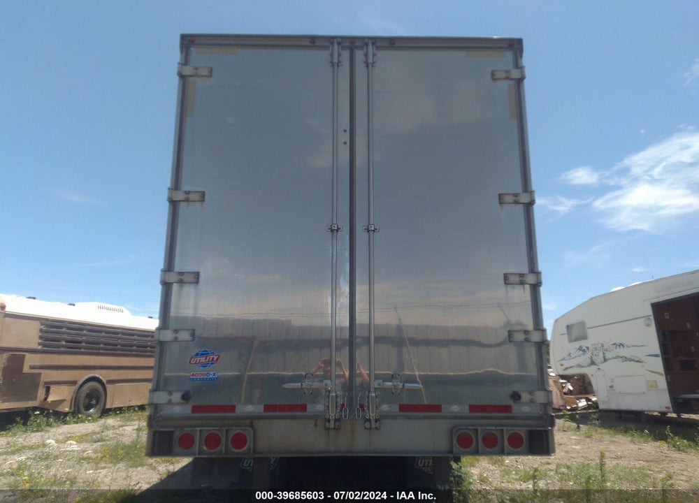 2022 UTILITY TRAILER MFG --- VIN: 1UYVS2537N7506018