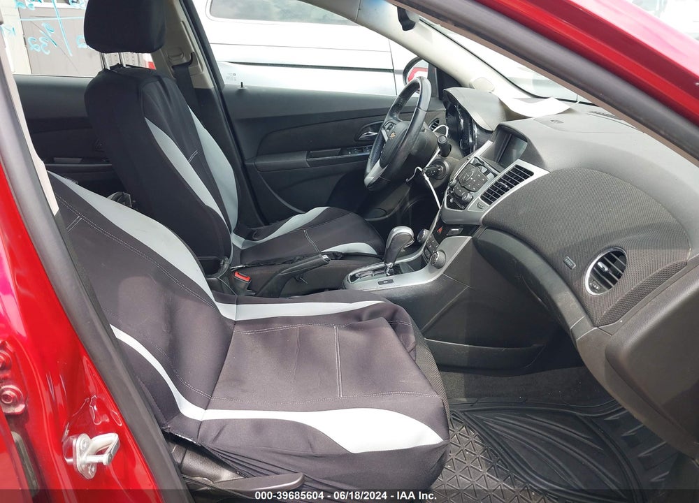 2014 CHEVROLET CRUZE 1LT AUTO VIN: 1G1PC5SB6E7207095