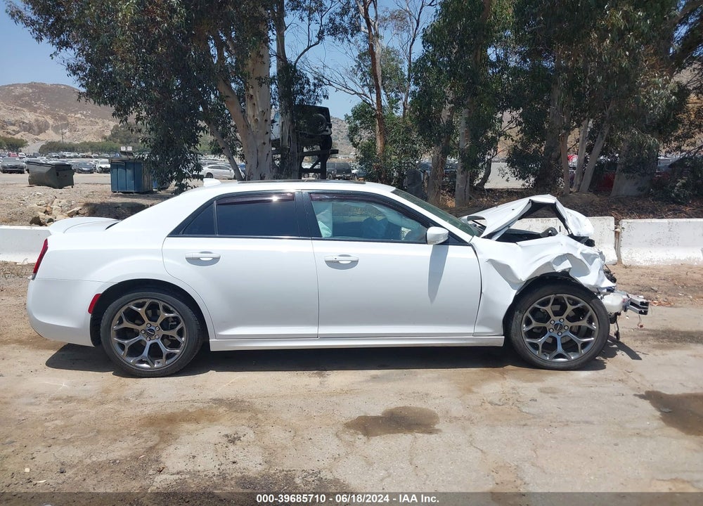 2018 CHRYSLER 300 300S VIN: 2C3CCABG7JH240085
