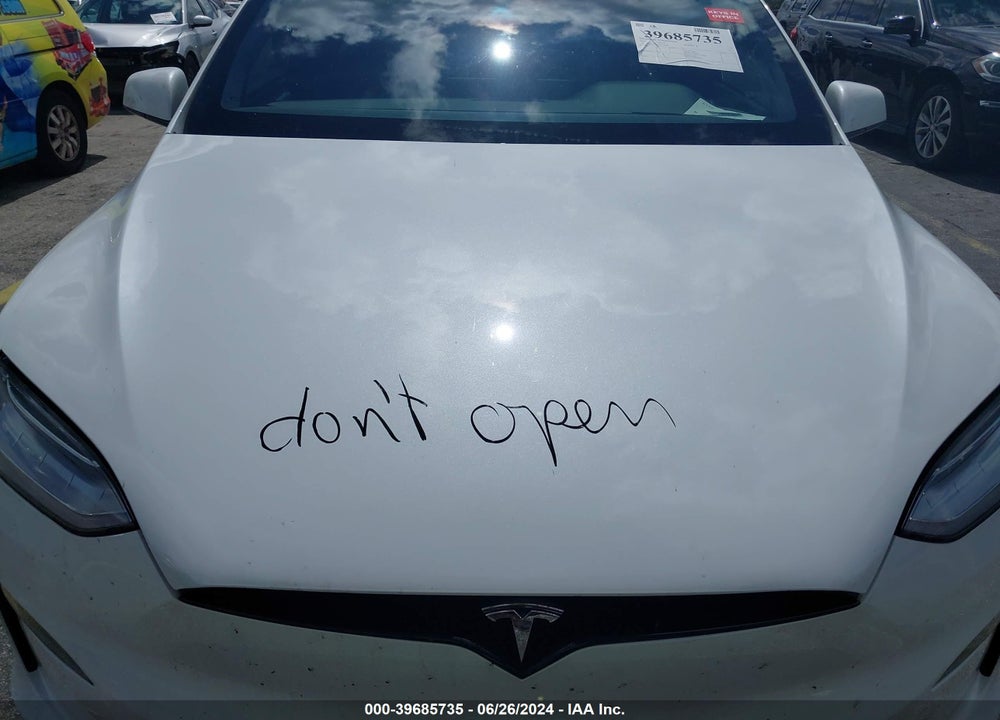 2022 TESLA MODEL X PLAID TRI MOTOR ALL-WHEEL DRIVE VIN: 7SAXCBE62NF333309