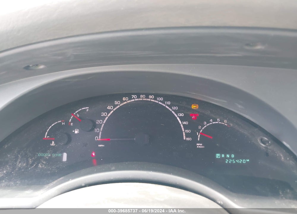 2005 CHRYSLER PACIFICA TOURING VIN: 2C4GF68455R251178
