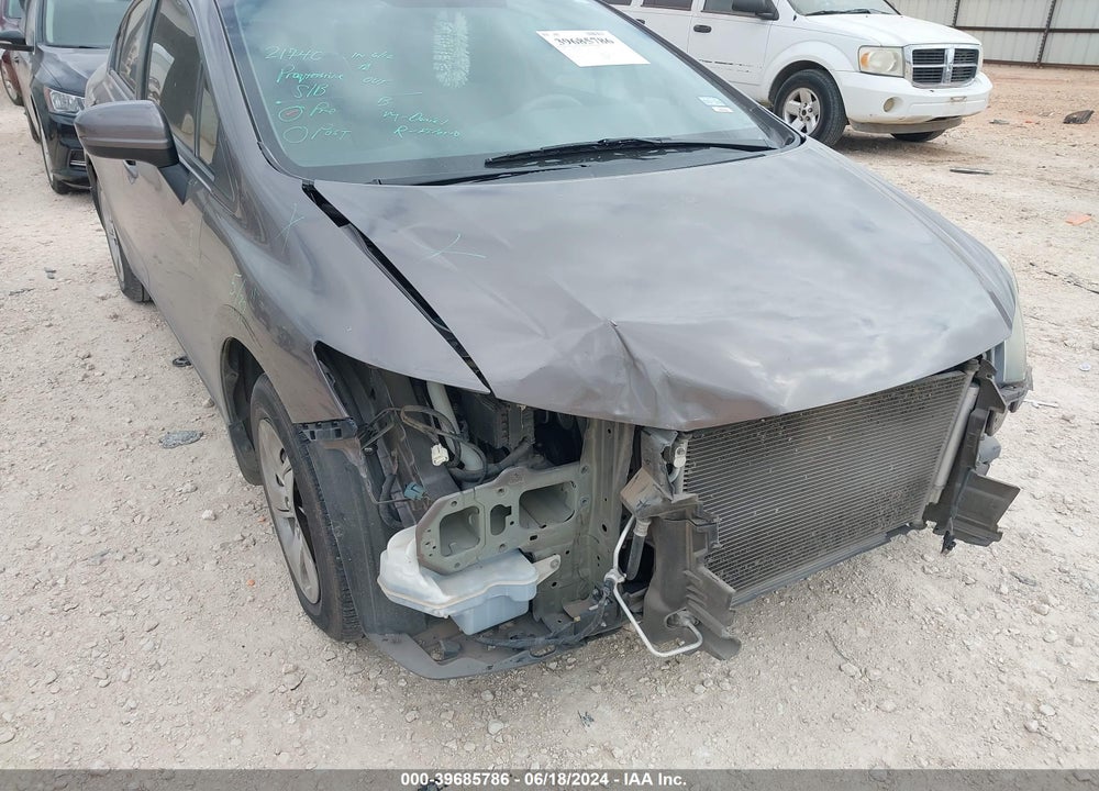 2014 HONDA CIVIC LX VIN: 19XFB2F57EE024829