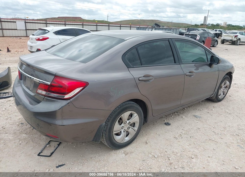 2014 HONDA CIVIC LX VIN: 19XFB2F57EE024829