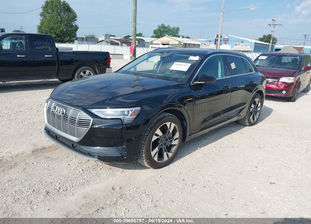 2021 AUDI E-TRON PREMIUM PLUS QUATTRO VIN: WA1LAAGE6MB011400