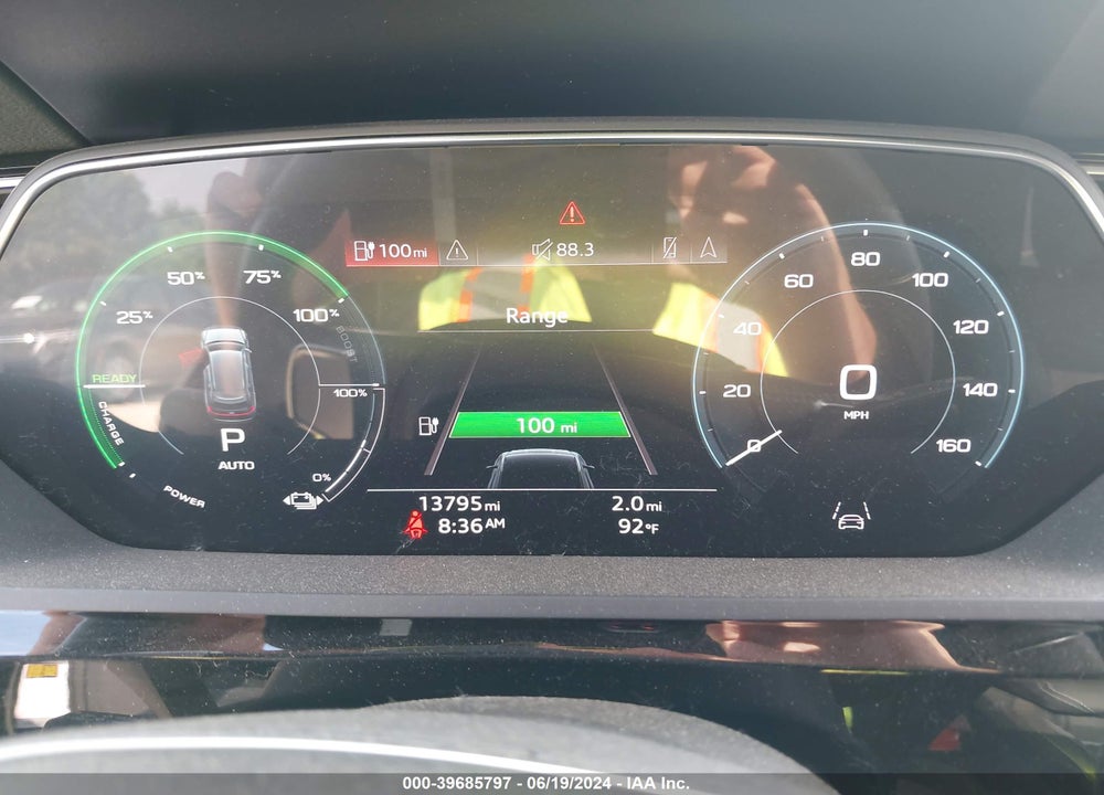 2021 AUDI E-TRON PREMIUM PLUS QUATTRO VIN: WA1LAAGE6MB011400