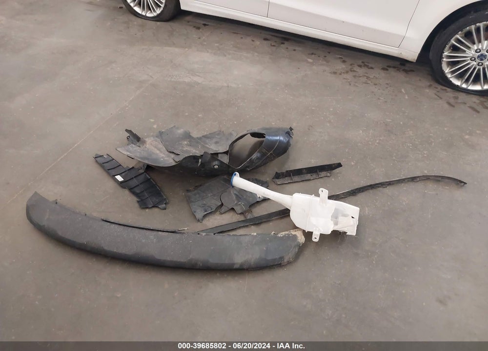 2017 KIA SORENTO 2.4L LX VIN: 5XYPGDA39HG213416