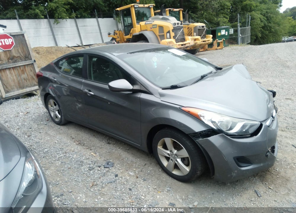 2013 HYUNDAI ELANTRA GLS VIN: 5NPDH4AE8DH380189