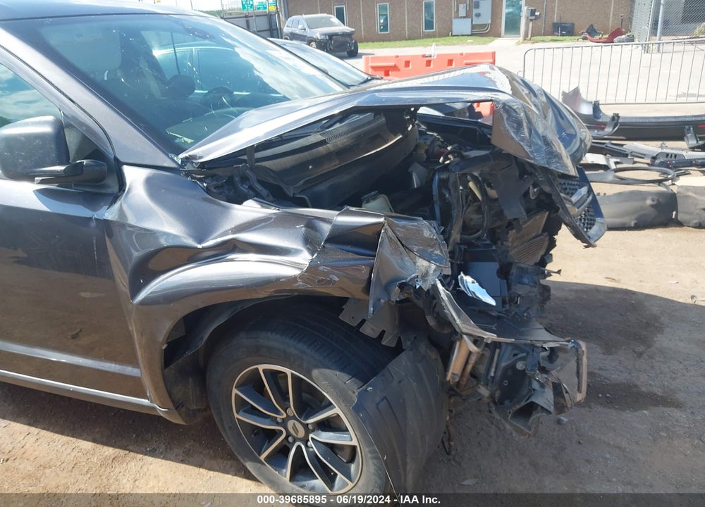 2018 DODGE JOURNEY SE VIN: 3C4PDCABXJT507867