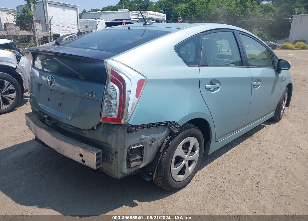 2013 TOYOTA PRIUS THREE VIN: JTDKN3DU6D5597155