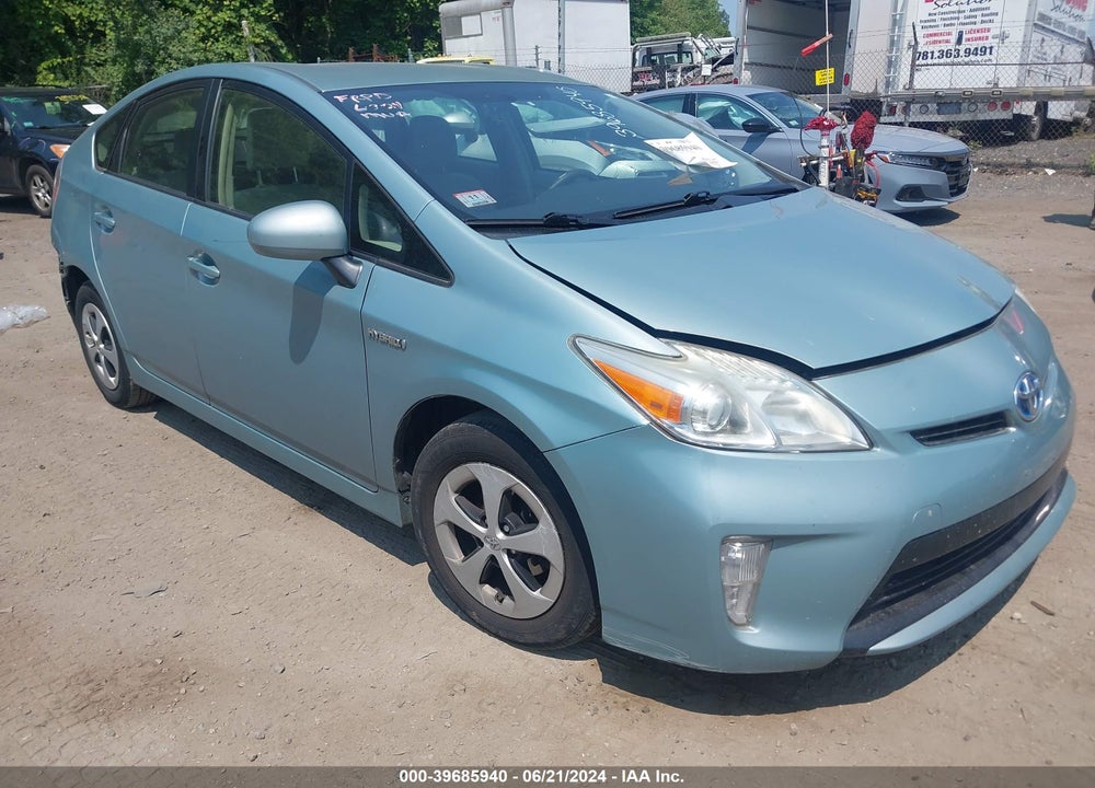 2013 TOYOTA PRIUS THREE VIN: JTDKN3DU6D5597155