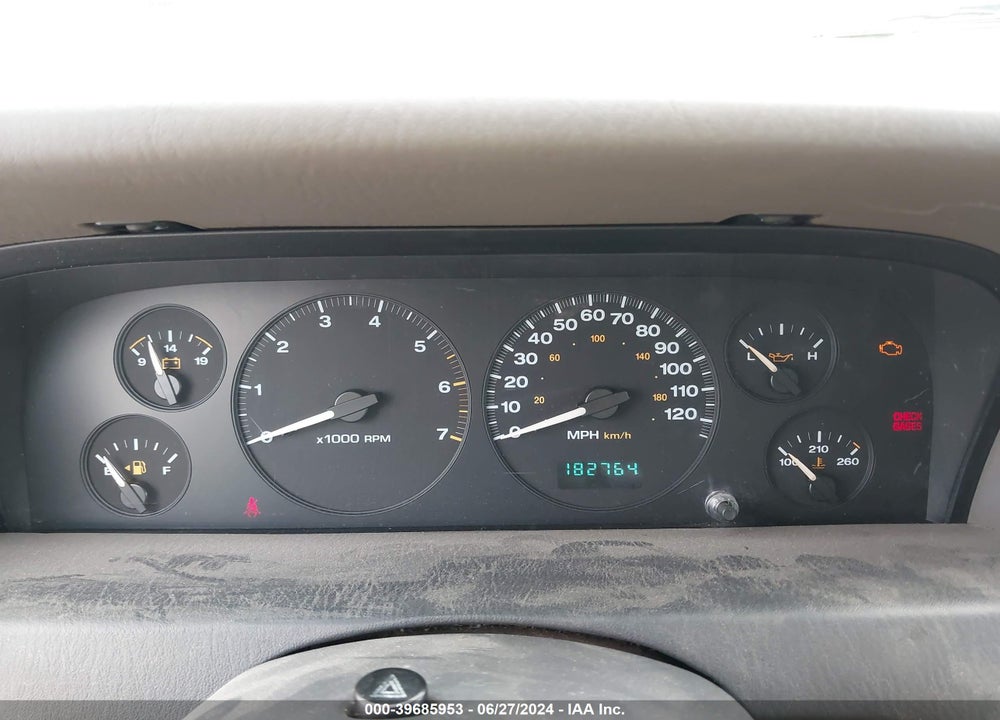 2004 JEEP GRAND CHEROKEE LAREDO VIN: 1J4GW48N44C316827