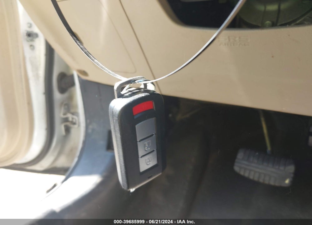 2018 MITSUBISHI OUTLANDER SE VIN: JA4AD3A31JZ033566