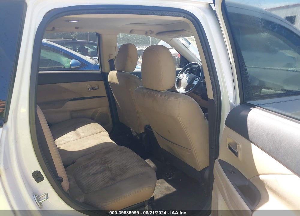 2018 MITSUBISHI OUTLANDER SE VIN: JA4AD3A31JZ033566