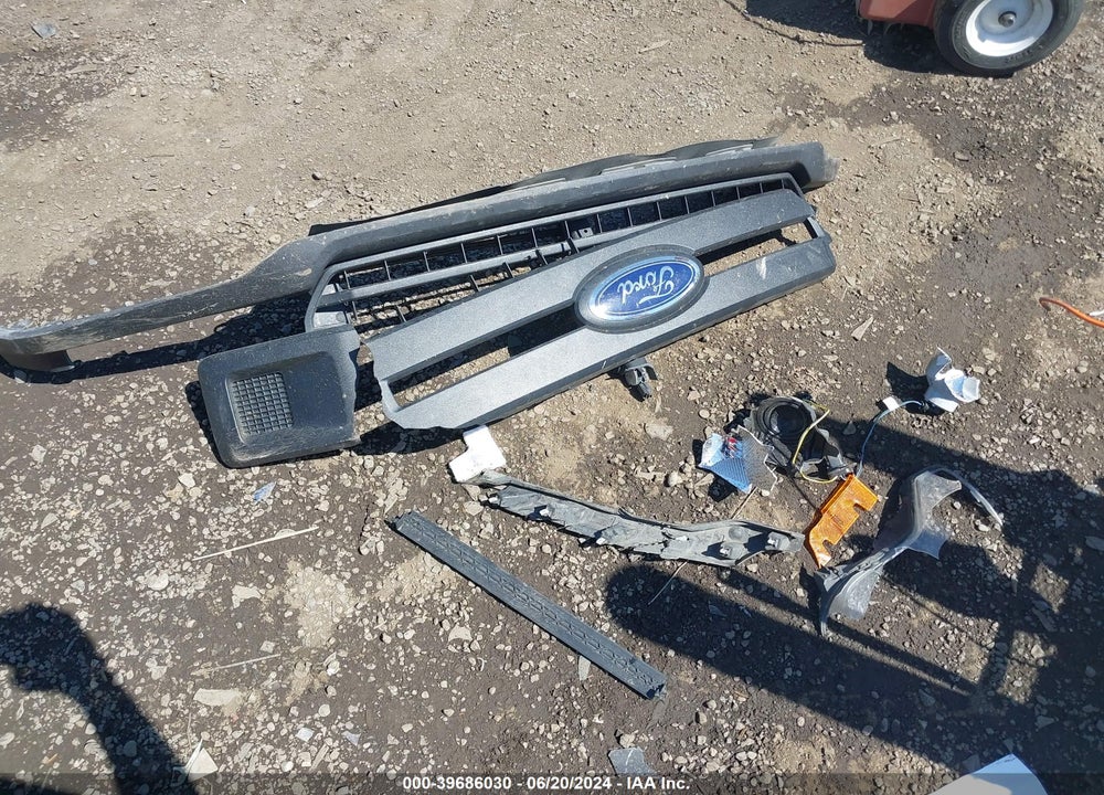 2018 FORD F-150 XL VIN: 1FTMF1E50JKE31745
