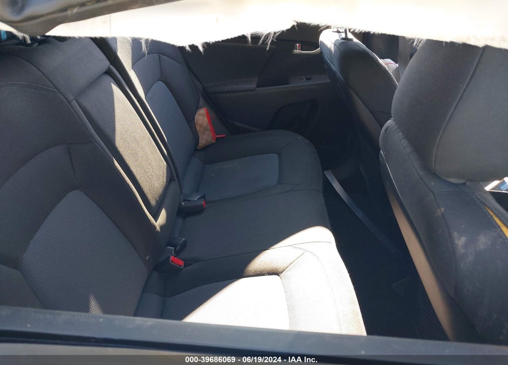 2014 KIA SPORTAGE LX VIN: KNDPBCAC4E7650046
