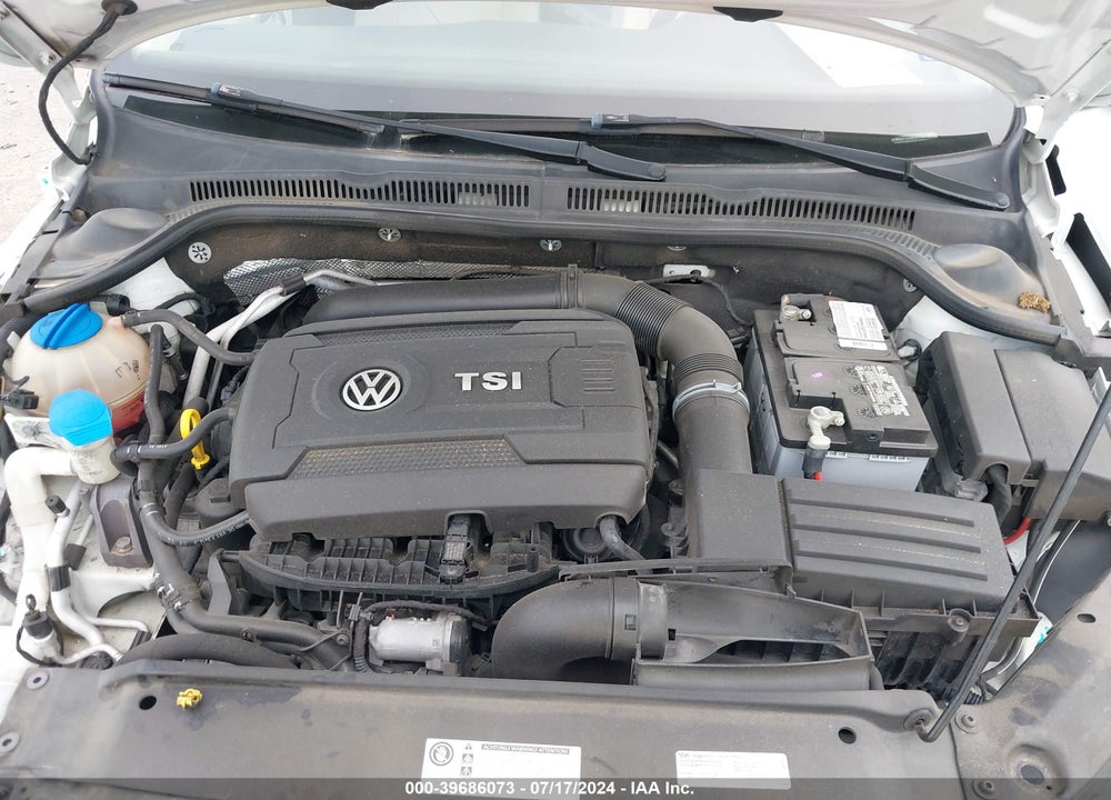 2014 VOLKSWAGEN JETTA 1.8T SE VIN: 3VWD07AJ9EM438339