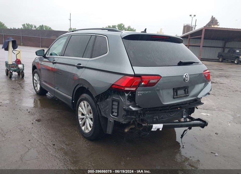 2018 VOLKSWAGEN TIGUAN 2.0T SE/2.0T SEL VIN: 3VV3B7AX6JM088449