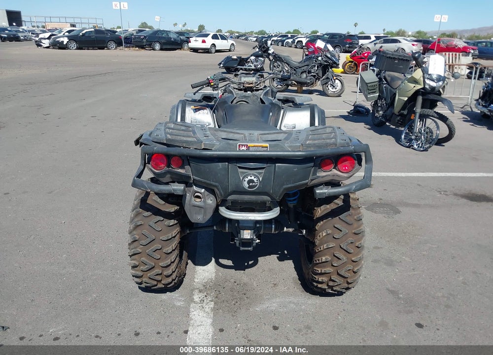2021 CAN-AM OUTLANDER 650 XT VIN: 3JBLKAJ46MJ001837