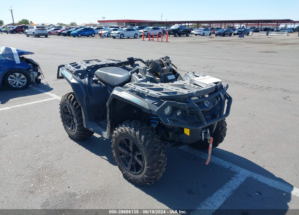 2021 CAN-AM OUTLANDER 650 XT VIN: 3JBLKAJ46MJ001837