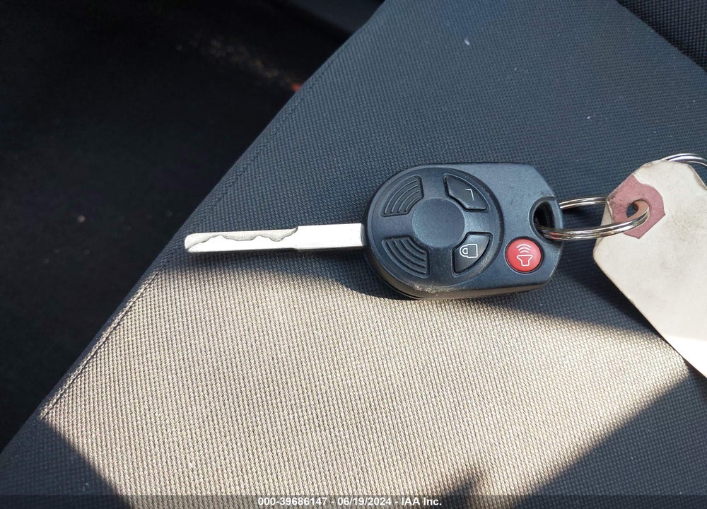 2014 FORD ESCAPE S VIN: 1FMCU0F7XEUB93811