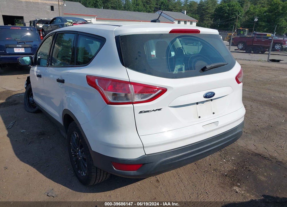 2014 FORD ESCAPE S VIN: 1FMCU0F7XEUB93811
