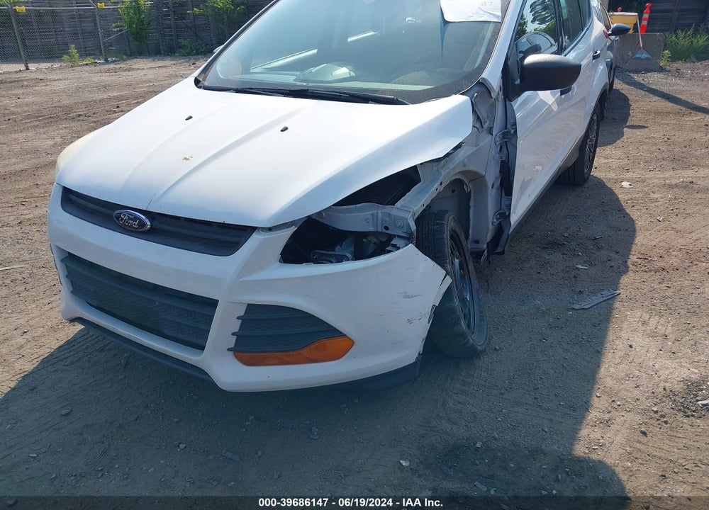 2014 FORD ESCAPE S VIN: 1FMCU0F7XEUB93811