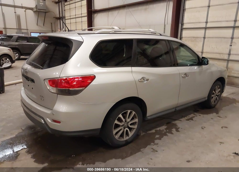 2013 NISSAN PATHFINDER SV VIN: 5N1AR2MM9DC665417