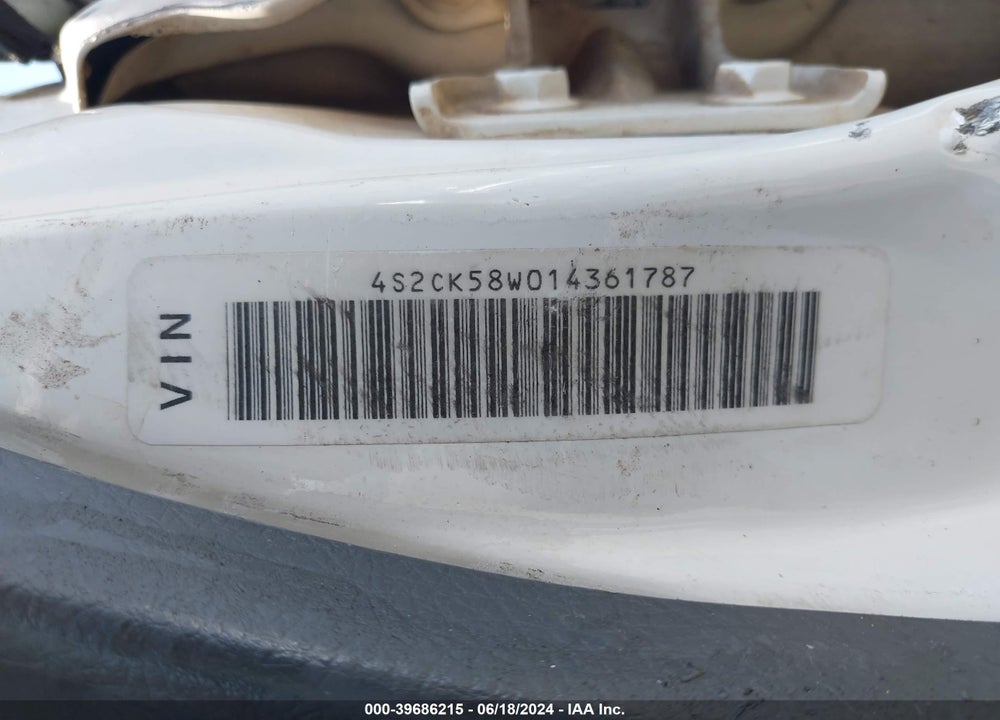 2001 ISUZU RODEO LS 3.2L V6/LSE 3.2L V6/S 3.2L V6 VIN: 4S2CK58W014361787