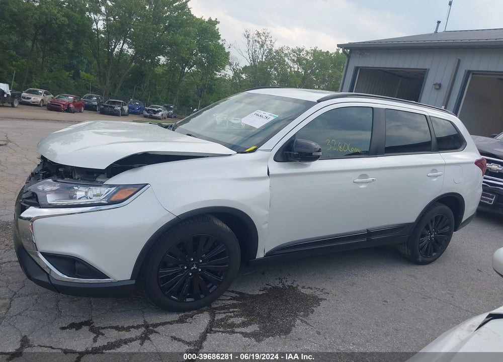 2020 MITSUBISHI OUTLANDER LE 2.4 VIN: JA4AD3A31LZ017483