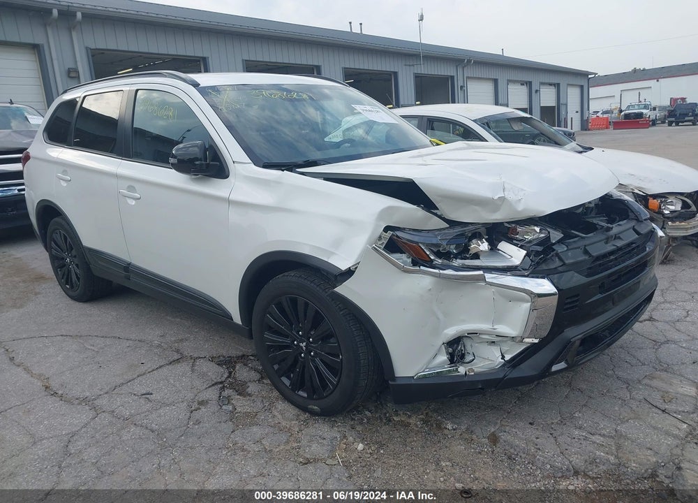 2020 MITSUBISHI OUTLANDER LE 2.4 VIN: JA4AD3A31LZ017483