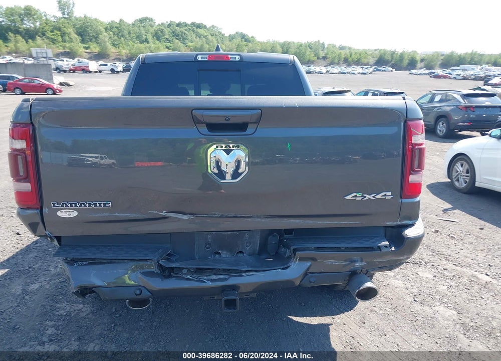 2021 RAM 1500 LAIE  4X4 5'7 BOX VIN: 1C6SRFJTXMN735420