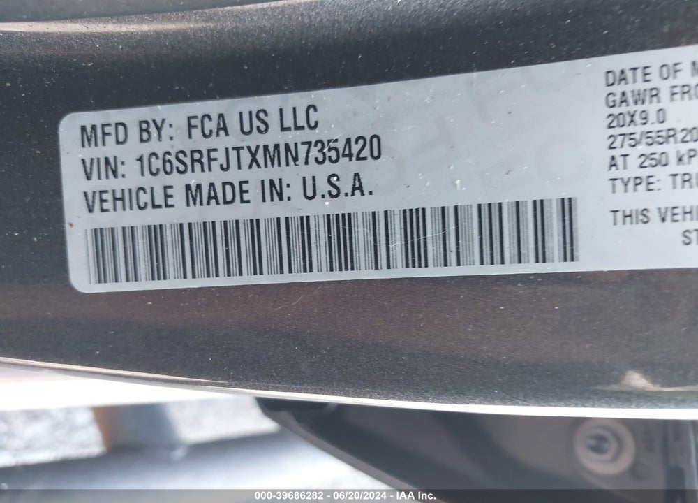 2021 RAM 1500 LAIE  4X4 5'7 BOX VIN: 1C6SRFJTXMN735420